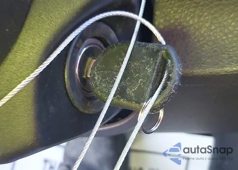 2005 Ford Mustang V6 Deluxe/V6 Premium из США, поврежденный, VIN 1ZVFT80N655241256